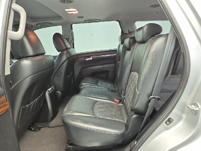 6091000896R12.jpg