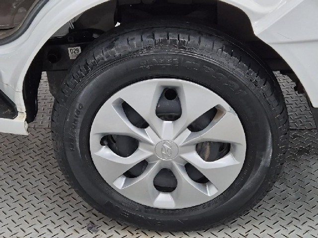 6071000160R17.jpg