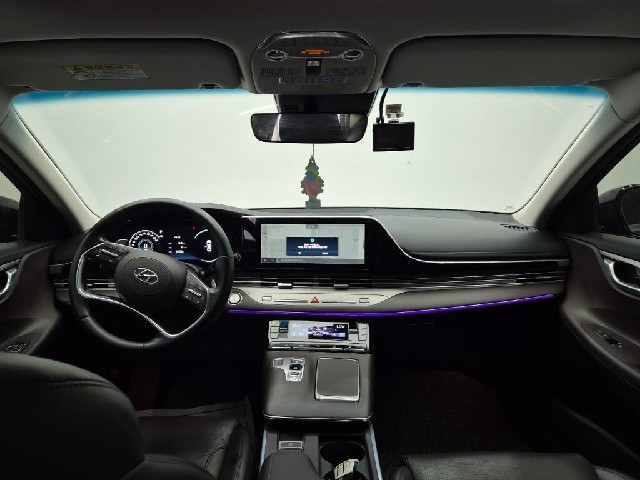 6051000930R7.jpg