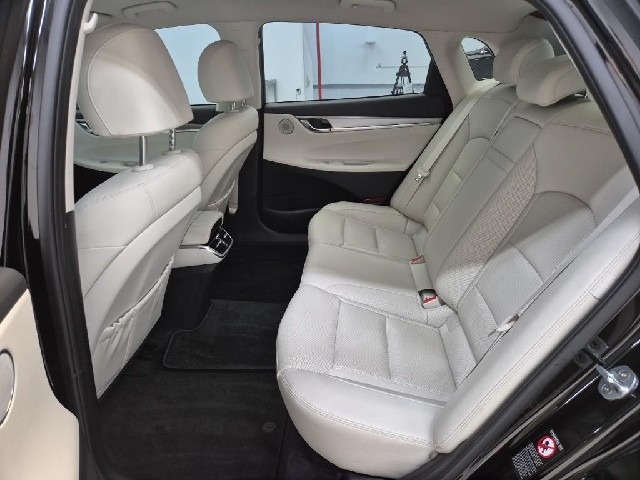 6061501739R12.jpg
