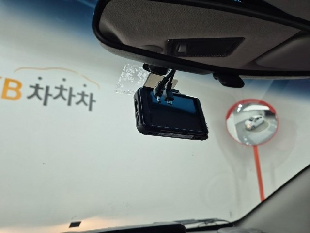 6081001962R16.jpg