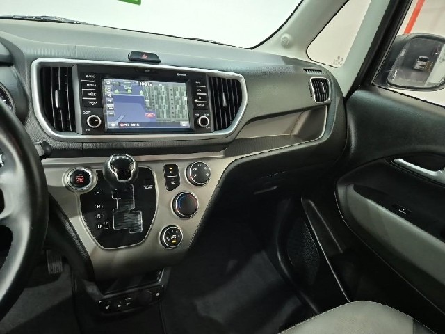 6071002105R10.jpg