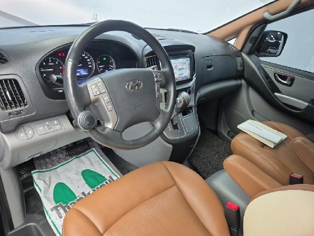 6061501677R7.jpg