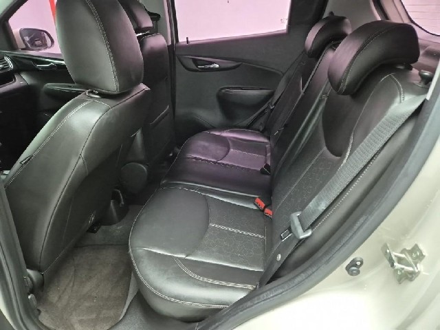 6011000636R12.jpg
