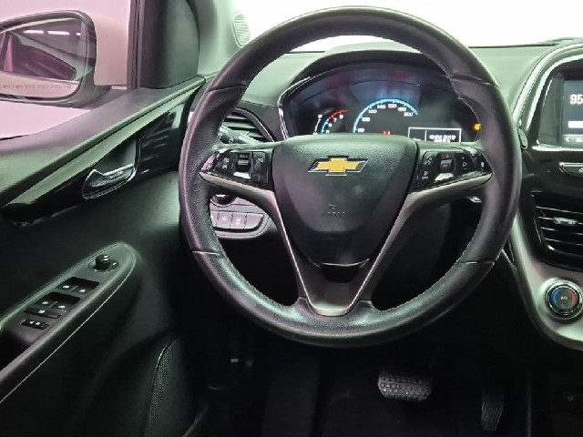 6011000636R9.jpg