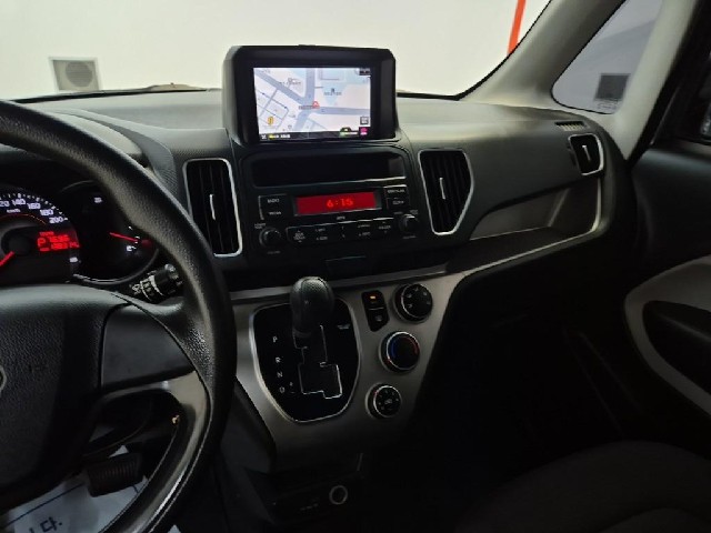 6081501293R10.jpg