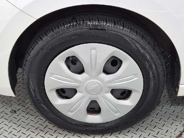6061000912R16.jpg