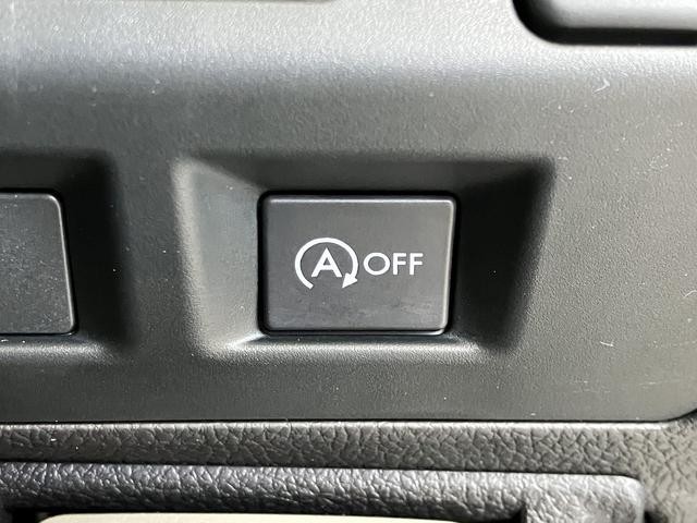 0208546A30260830W00213.jpg