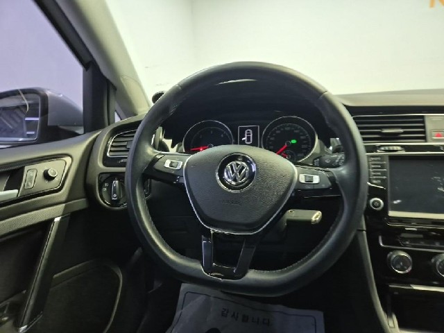 6011001016R9.jpg