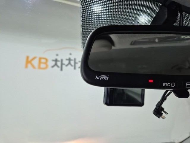 6061002379R14.jpg