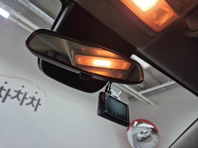 6081000463R13.jpg