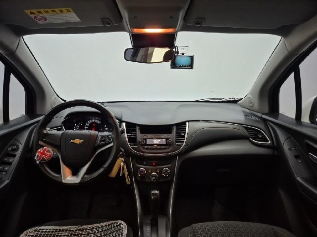 6081000463R7.jpg