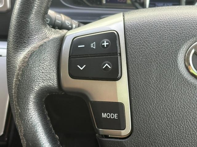 0208843A30260830W00119.jpg