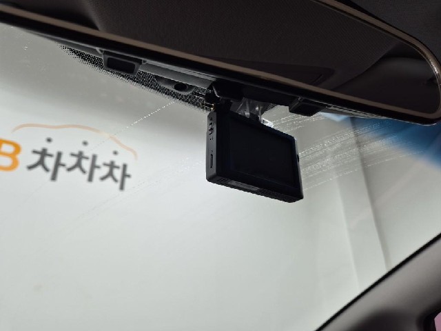 6081001869R15.jpg