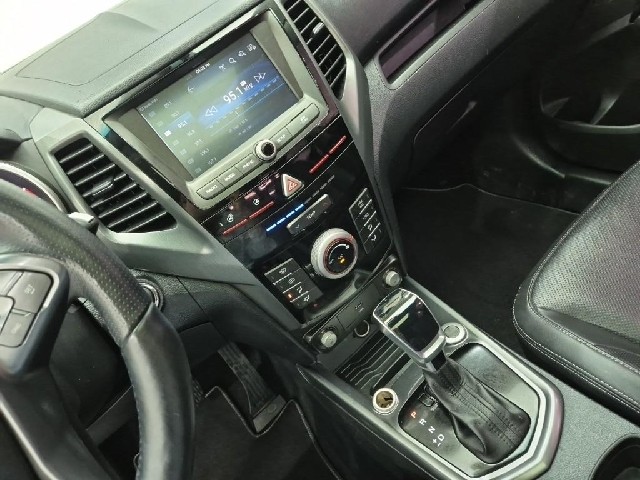 6061001085R10.jpg
