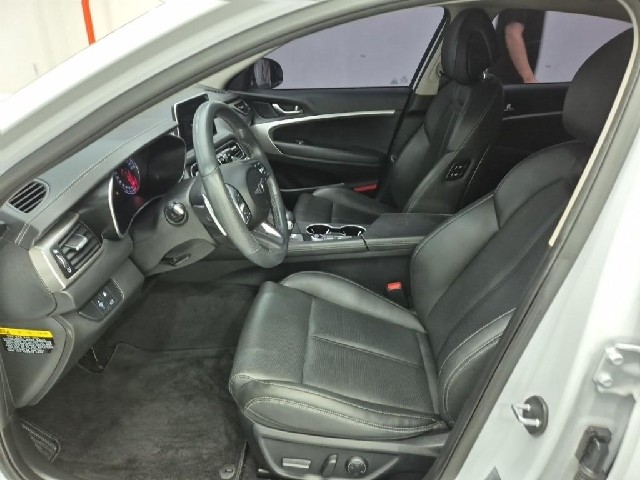 6081001697R11.jpg
