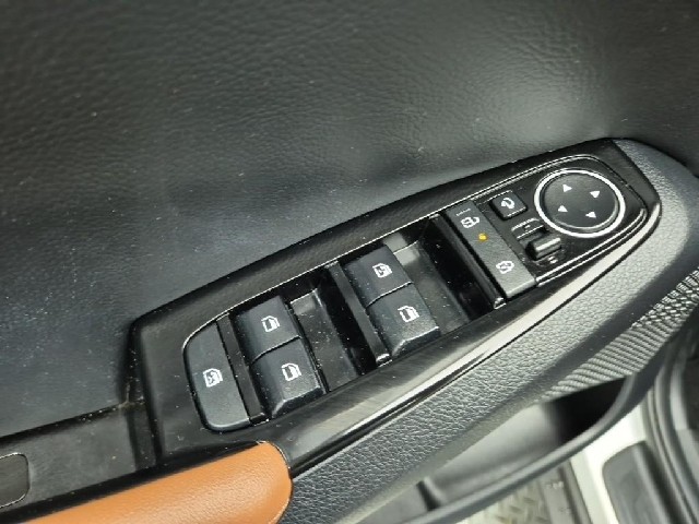 6081002209R17.jpg