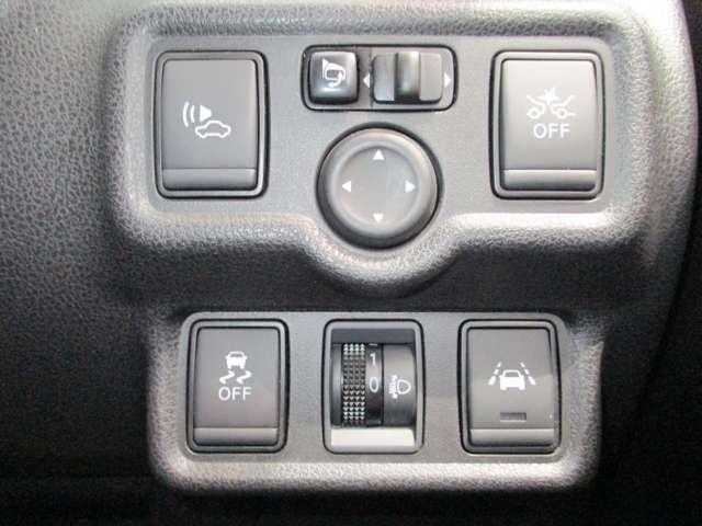 0800471A30250616W00211.jpg