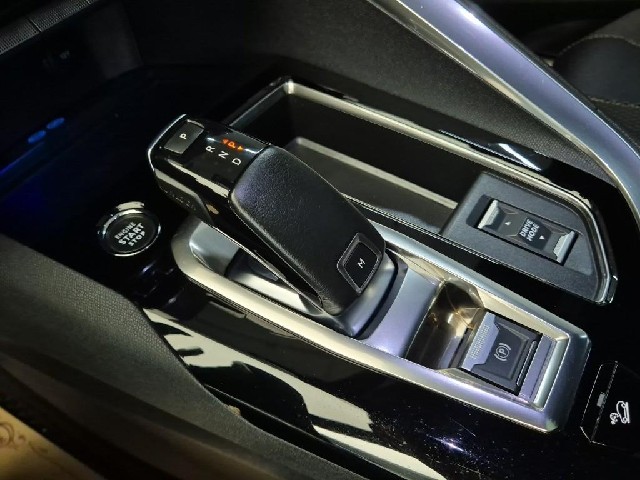 6081500876R8.jpg