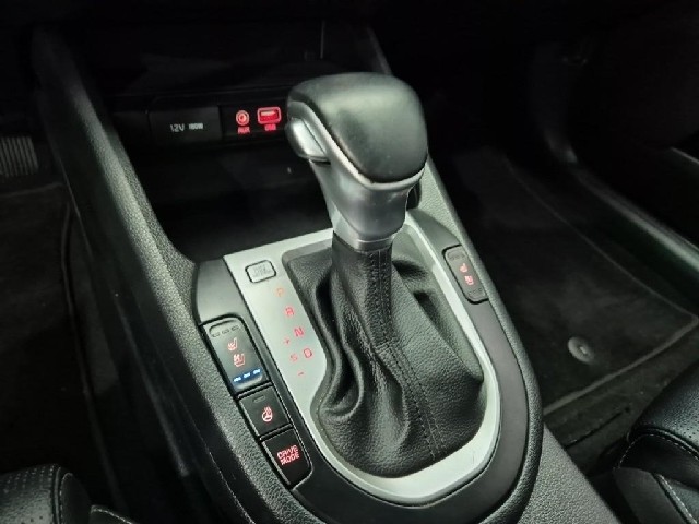 6081000992R8.jpg