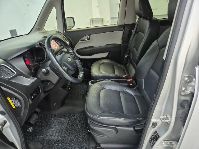 6081501300R11.jpg
