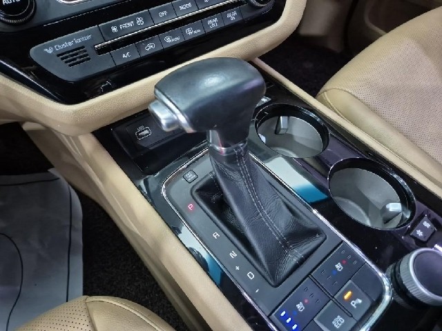 6071000178R8.jpg