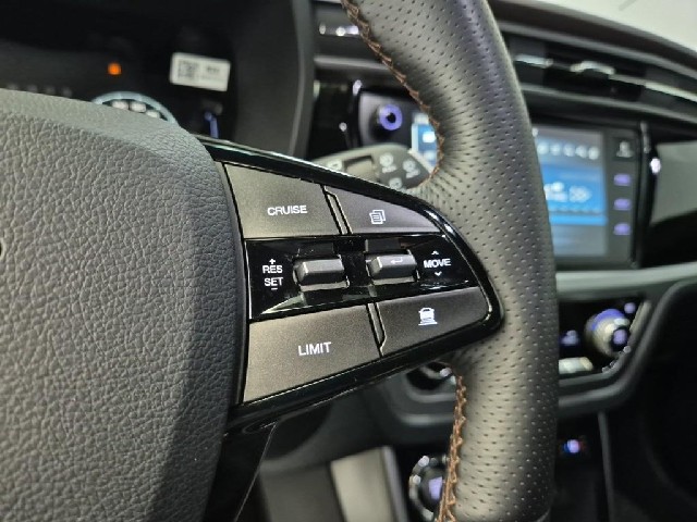 6071501914R15.jpg