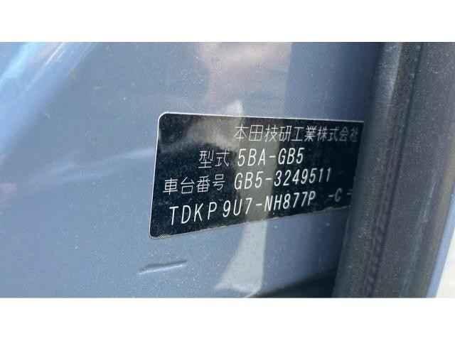 27072898_carP_l_18.jpg