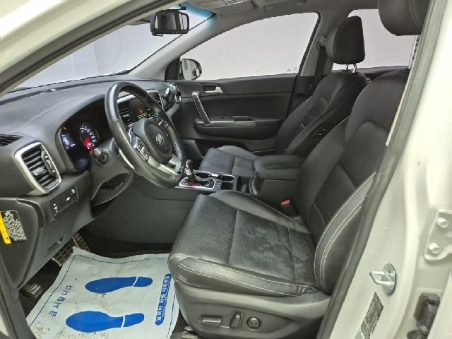 6011000978R11.jpg