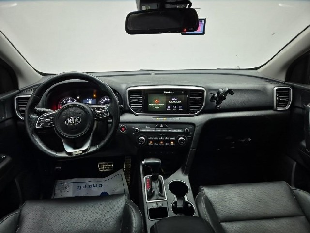6011000978R7.jpg