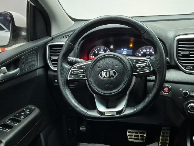 6011000978R9.jpg