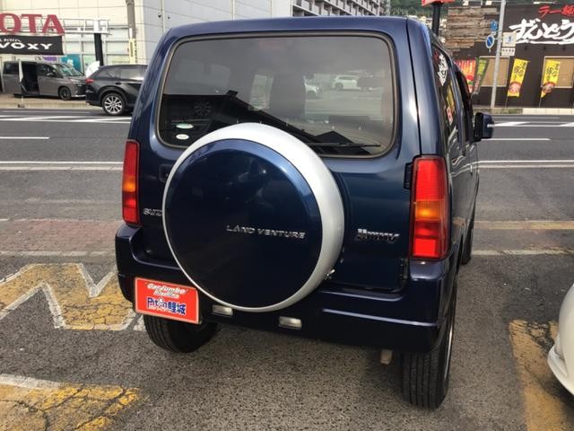 1002016A30260613W00106.jpg