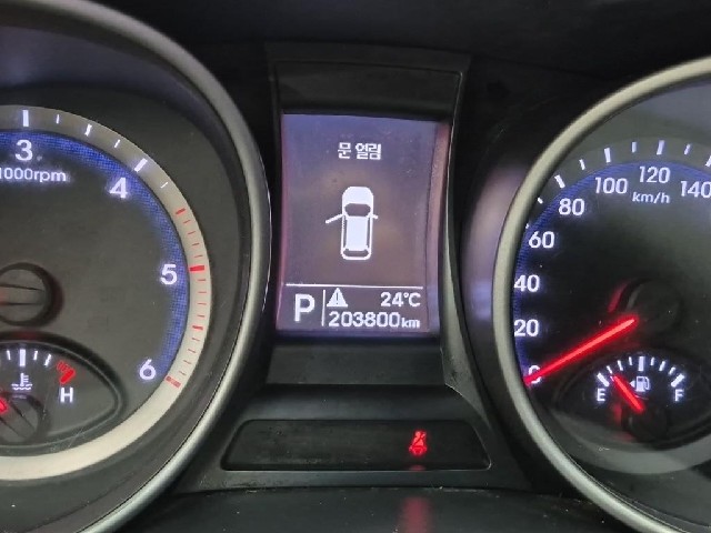 6071000486R6.jpg