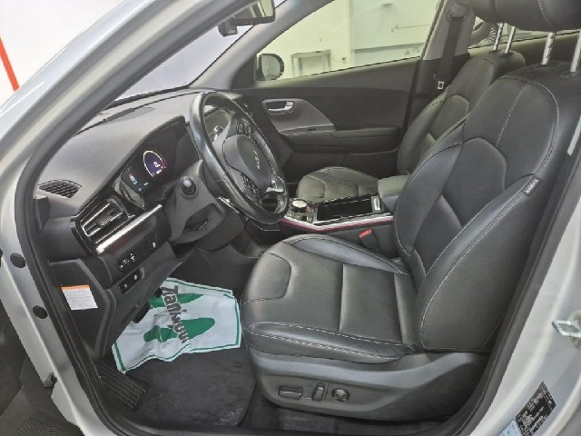 6081502135R11.jpg