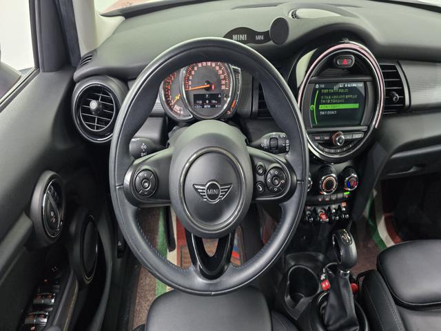 f1b54e57bf74470414b361a357b7965b.jpeg