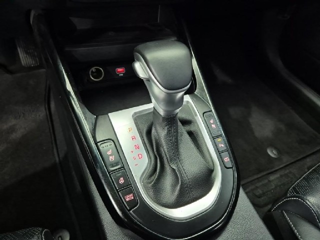 6051001137R8.jpg