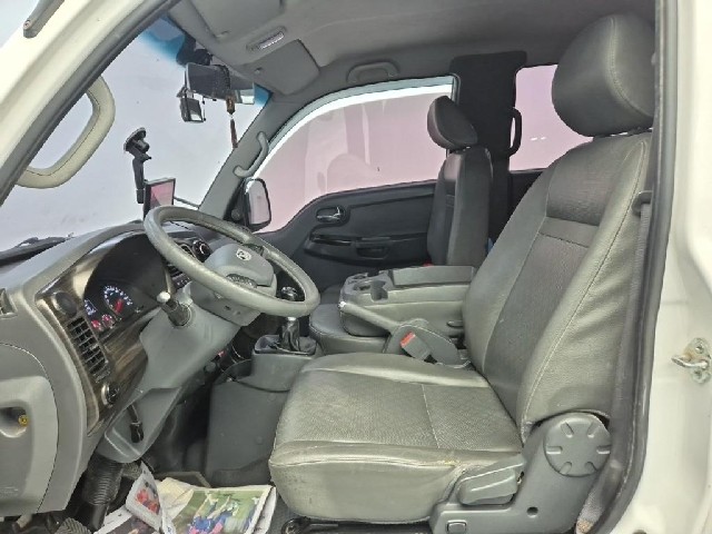 6051000106R10.jpg