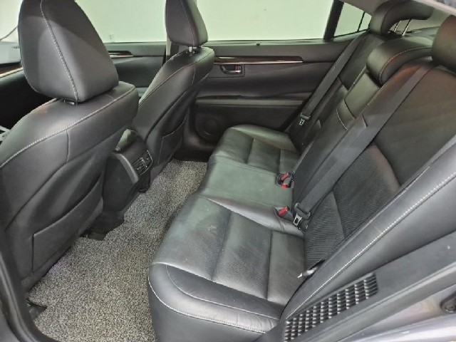 6081502143R12.jpg