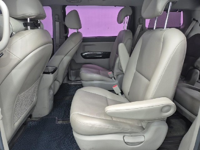 6051000833R12.jpg