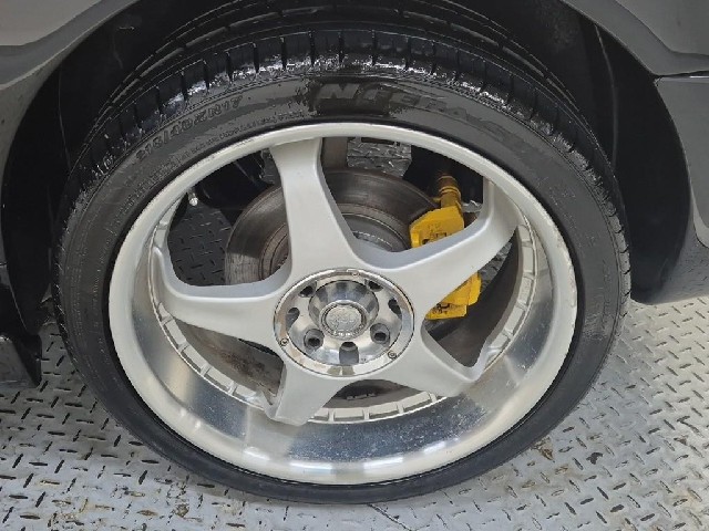 6051500429R18.jpg