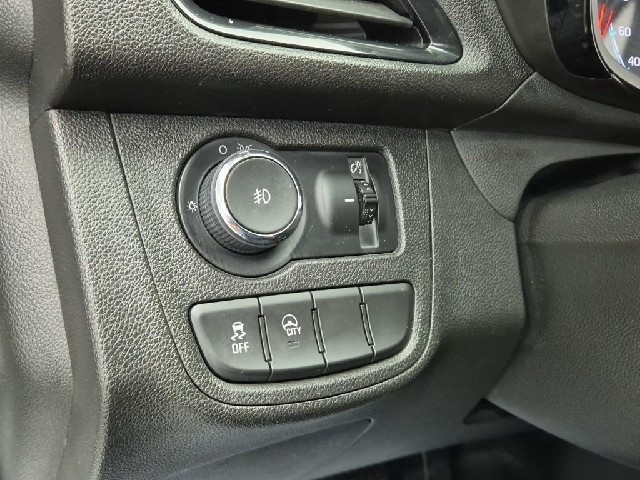 6081000493R17.jpg