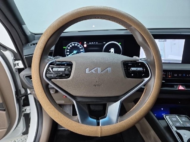 6081000148R9.jpg
