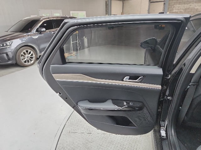 lotterental_143049513_mcWY8_6.jpg