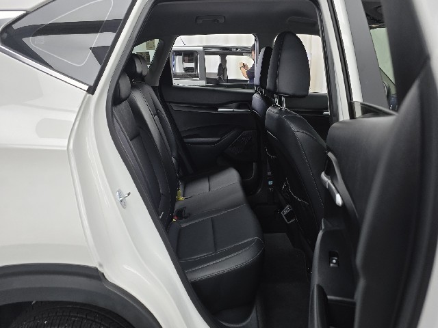 06fd0701ce41474d3b0183a192bba2df.jpeg