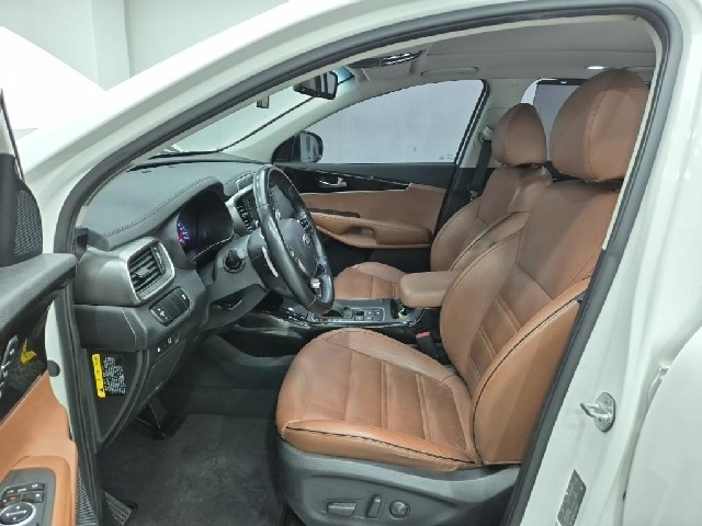 6081000381R11.jpg