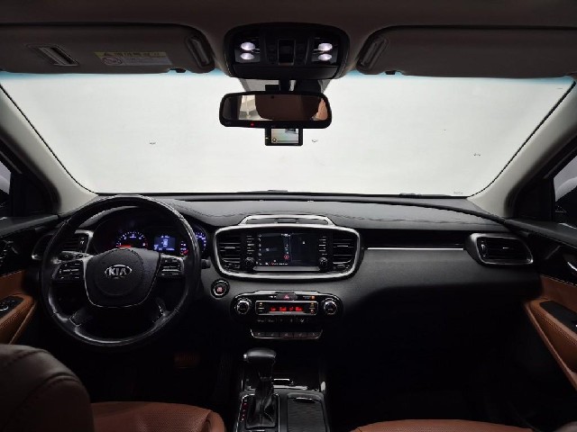 6081000381R7.jpg