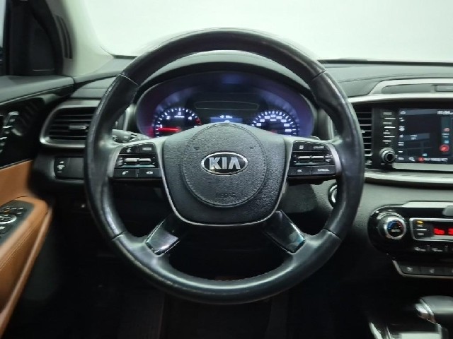 6081000381R9.jpg