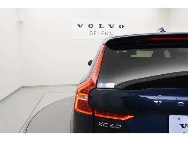 8caba74ba6ffb04bdf2ff98bd99fe166.jpg