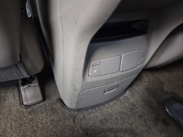 6051501011R19.jpg