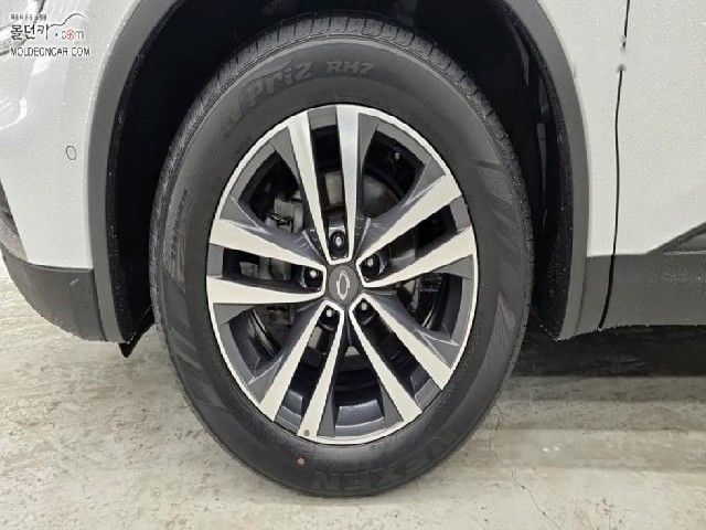 a0550d81dec24dae4ae7293c3e3fbb78.jpeg